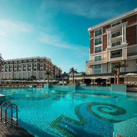 Kaya Palazzo & Casino