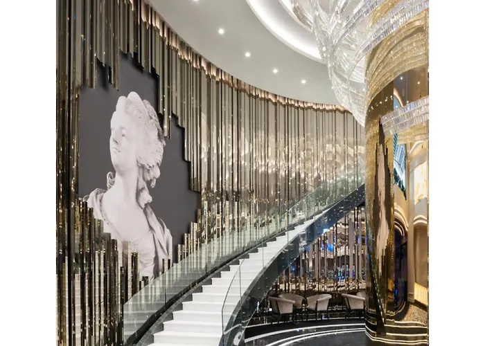 Kaya Palazzo & Casino