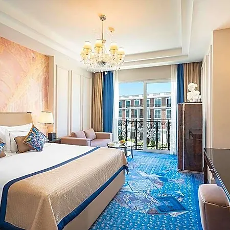 Kaya Palazzo & Casino 5* 키레니아