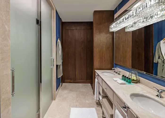 ホテル Kaya Palazzo & Casino キレニア