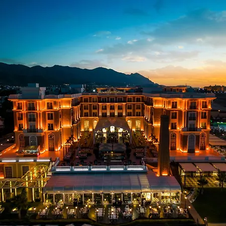 Kaya Palazzo & Casino