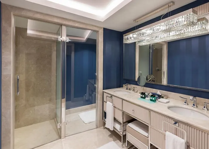 Kaya Palazzo & Casino